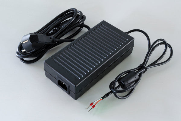 Netvoeding 24V, 6,25A type E,F